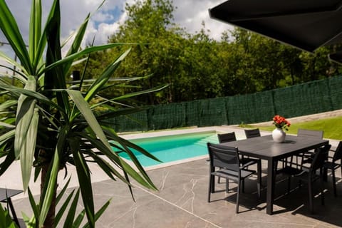 Garden view, Pool view