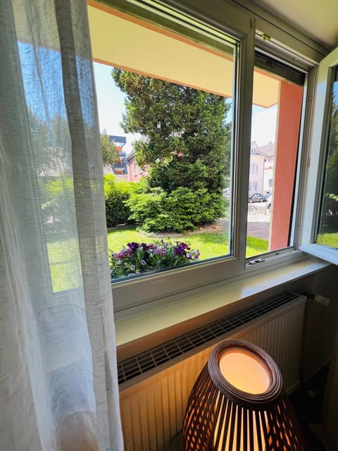 Modern Loft Basel Airport ArtBasel Apartment in Saint-Louis