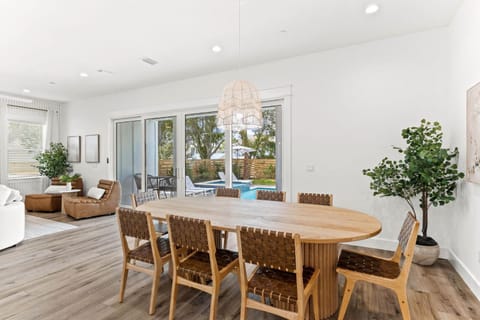 Black Pearl by Travel Life Vacations House in Destin