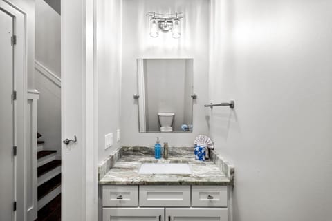 Grand Pearl by Travel Life Vacations House in Rosemary Beach