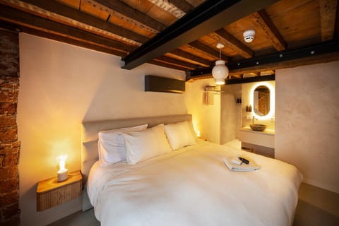 Bathroom, Bedroom