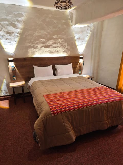 Bed, Guests