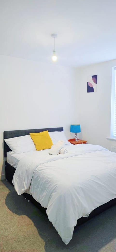 Lovely accomodation with free parking & WiFi Vacation rental in Hull