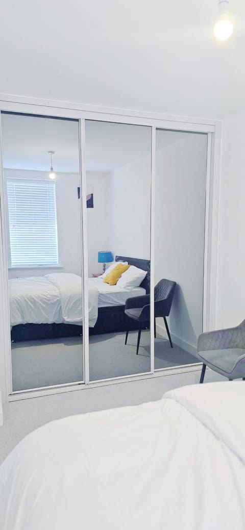 Lovely accomodation with free parking & WiFi Vacation rental in Hull