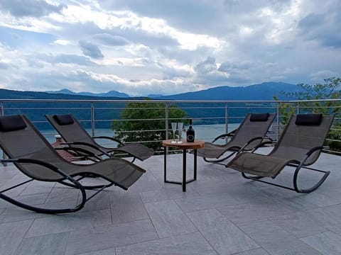 Day, Natural landscape, View (from property/room), Balcony/Terrace, Mountain view, sunbed