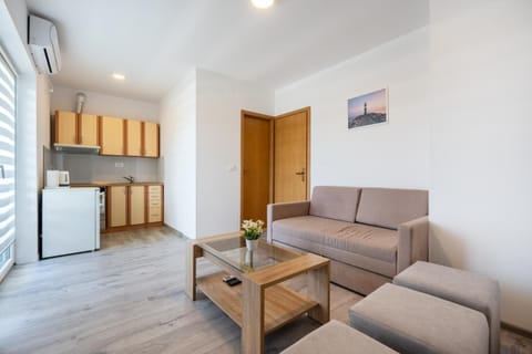 Apartman s bazenom Iva Apartment in Neum