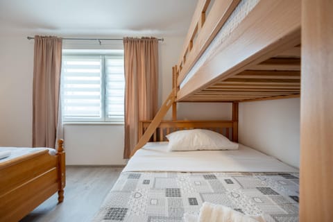 Apartman s bazenom Iva Apartment in Neum