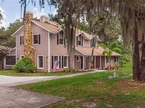 Tulum in Tampa - Guest Suite Apartment in Riverview