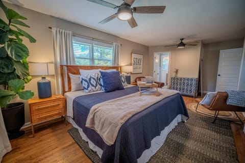 Parkside Place Entire Home in Acworth House in Acworth