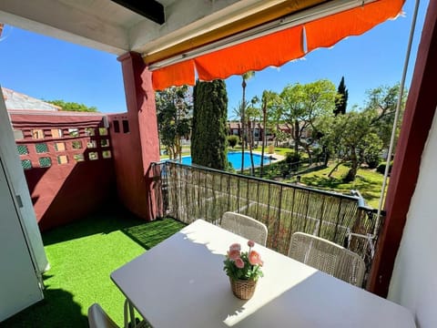 View (from property/room), Balcony/Terrace
