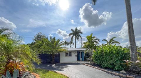 Kokomo Paradise House in Oakland Park