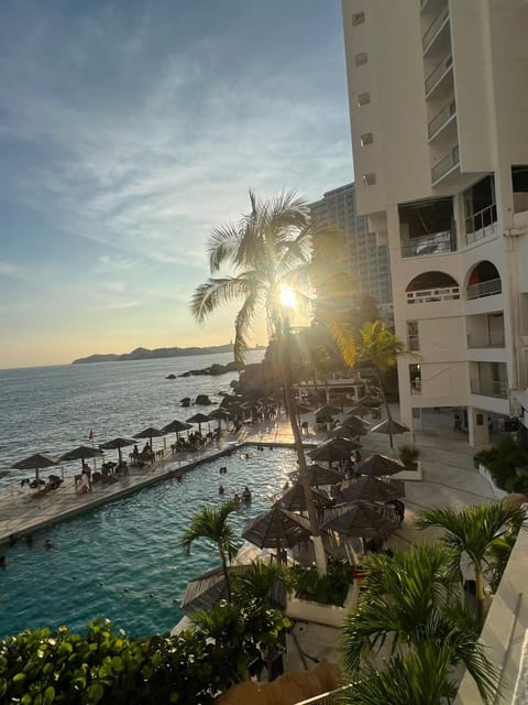 Suite con acceso a playa y vista espectacular Apartment hotel in Acapulco