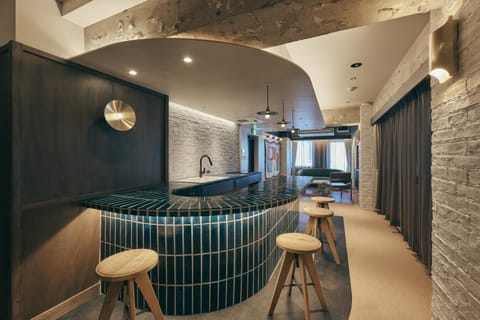 Living room, Seating area, kitchen