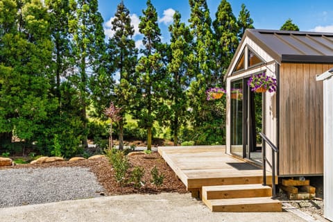 Tiny on Access Bed and Breakfast in Northland