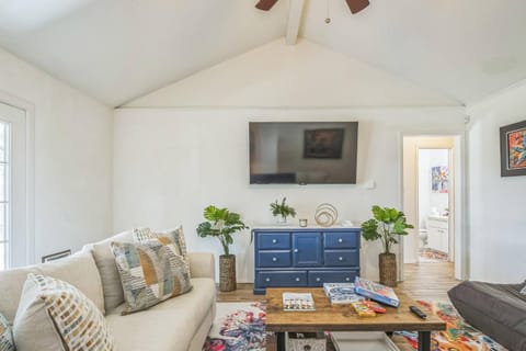 TV and multimedia, Living room, Other, Seating area