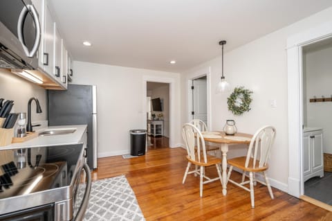 Historic Ludlow Apt B House in Covington