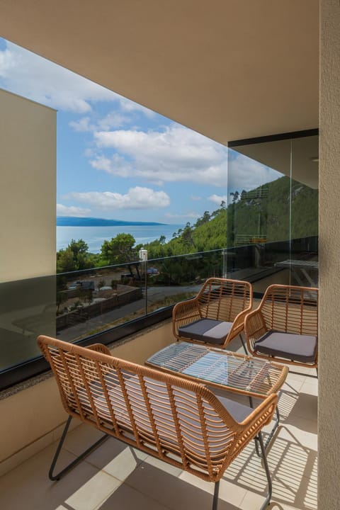 Day, Natural landscape, View (from property/room), Balcony/Terrace, Seating area, Sea view