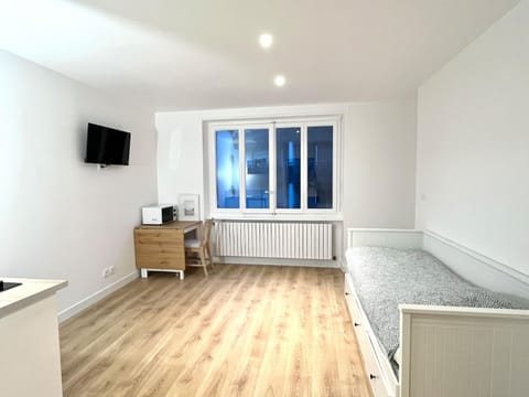 M010 Marquer joli studio proche de la gare Apartment in Annemasse