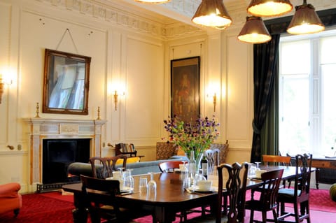 The Billiard Room Flat Apartment in Scotland