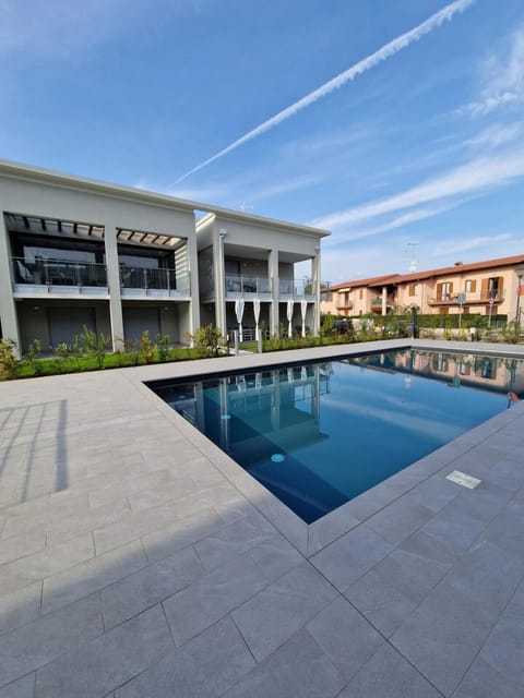 Property building, Pool view