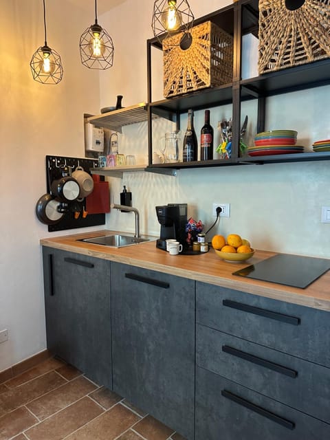Coffee/tea facilities, Kitchen or kitchenette