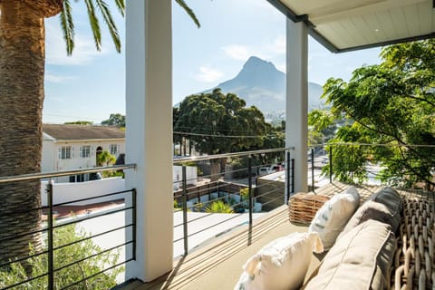 Balcony/Terrace, Balcony/Terrace, Seating area, Mountain view