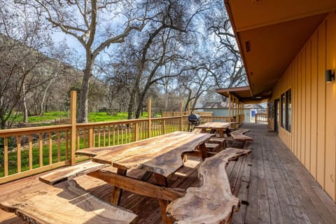 Patio, Natural landscape, View (from property/room), Balcony/Terrace
