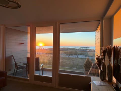 View (from property/room), Balcony/Terrace, Sea view, Sunset
