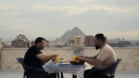 Restaurant/places to eat, View (from property/room), Balcony/Terrace, Balcony/Terrace, Food and drinks, Guests, group of guests