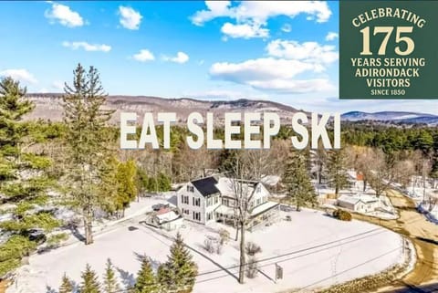 10 Mi to Gore Mountain- Home in Adirondack Park home House in Olmstedville