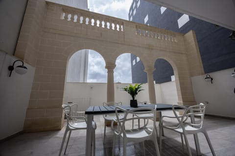 Patio, Balcony/Terrace, Dining area