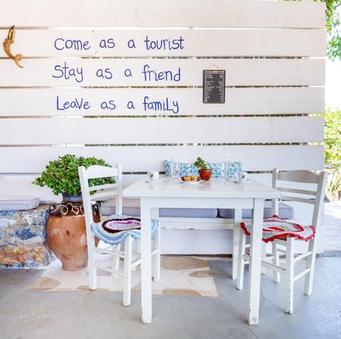 Garden, Dining area