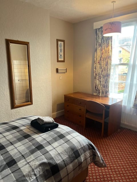 Hylands Hotel Family Room with Free Parking Hotel in Nottingham