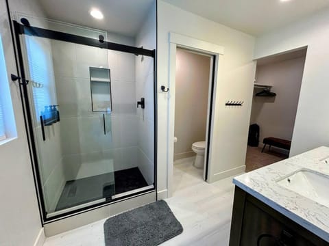 Bathroom, Other