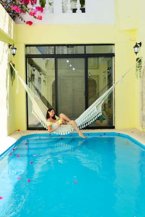 Swimming pool