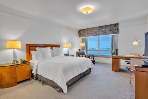 Photo of the whole room, Bedroom, Sea view