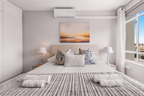 Sea-Facing Apartment at Adelphi Galleria Apartment in Sea Point