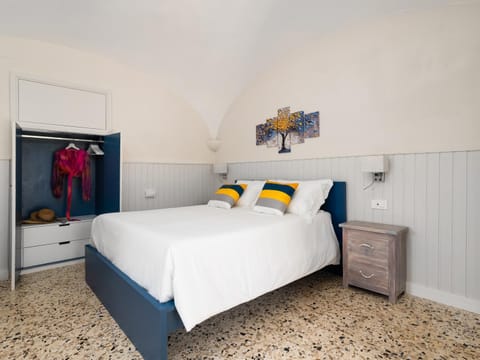 Bed, Bedroom, wardrobe