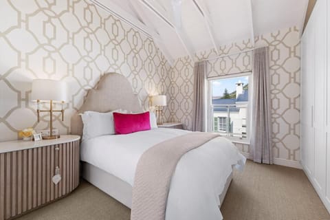 Modern Coastal Townhouse at The Majestic House in Cape Town