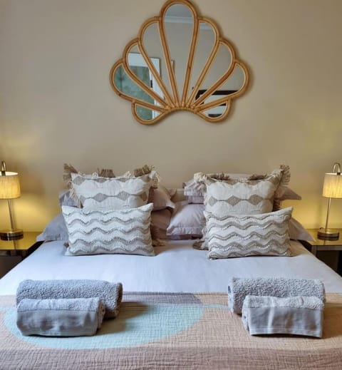 Luxurious Sea Point Apartment Apartment in Sea Point