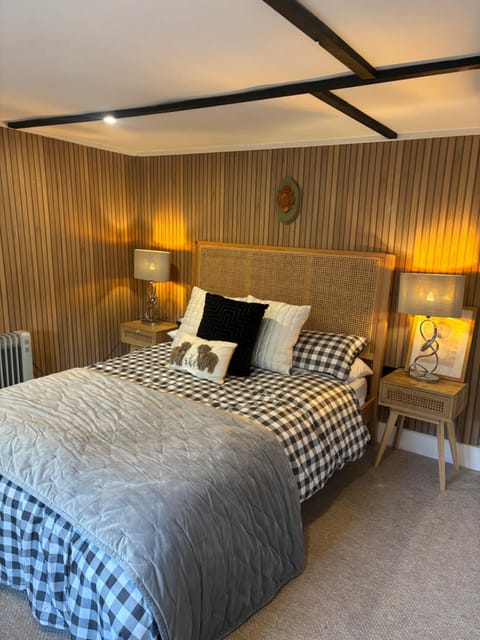 Stables 2bed farm stay private firepit bbq House in Hertford