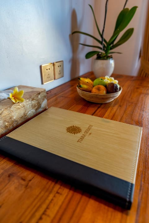 Food and drinks, Food