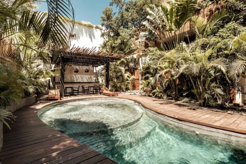 Toilet, Lounge or bar, Swimming pool