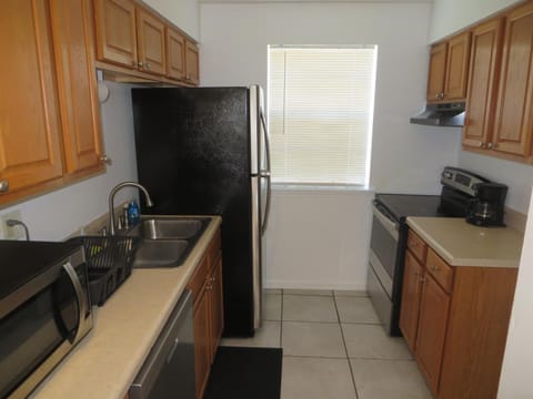 Kitchen or kitchenette, oven, stove
