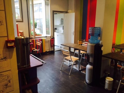 Day, Lounge or bar