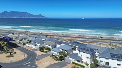 Property building, Beach, Beach, Sea view, Location