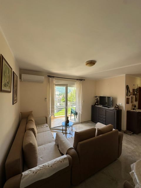 Balcony/Terrace, Living room