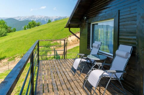 Day, Natural landscape, Mountain view, sunbed