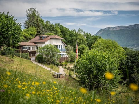 Venez Chez Vous La Maison Bleue House in Sévrier
