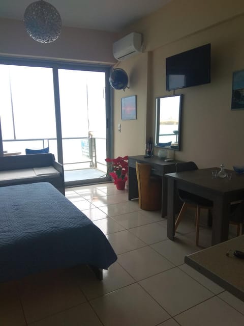 Blue Studios Apartment in Chania